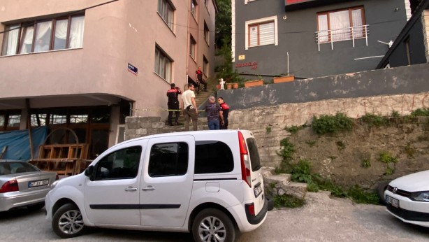 Foto - Husumetli olduğu yengesine merdivende pusu kurup kurşun yağdırdı!