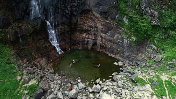 Foto - Huzur arayanların adresi: Mençuna Şelalesi