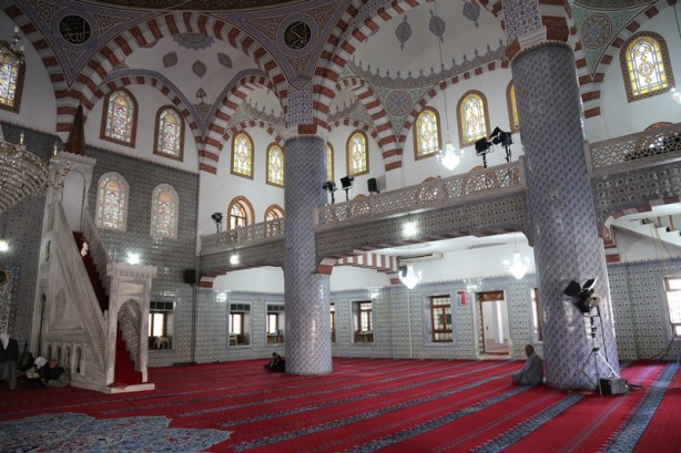 Foto - Hz. İbrahim burada doğdu: Mevlid-İ Halil (Dergâh) Camii