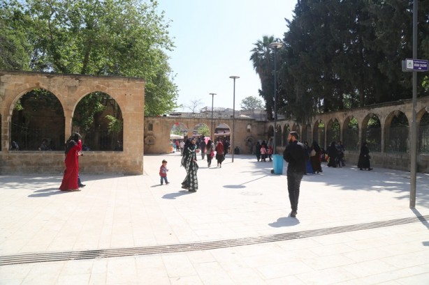 Hz. İbrahim burada doğdu: Mevlid-İ Halil (Dergâh) Camii