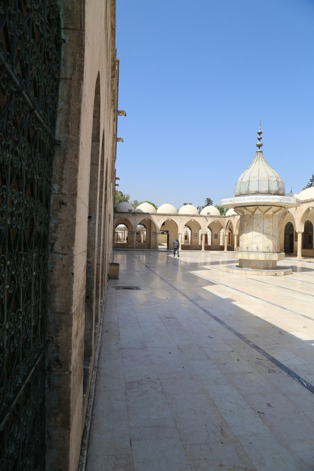 Foto - Hz. İbrahim burada doğdu: Mevlid-İ Halil (Dergâh) Camii