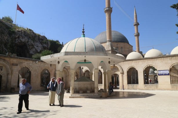 Foto - Hz. İbrahim burada doğdu: Mevlid-İ Halil (Dergâh) Camii