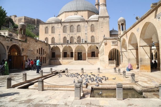 Foto - Hz. İbrahim burada doğdu: Mevlid-İ Halil (Dergâh) Camii