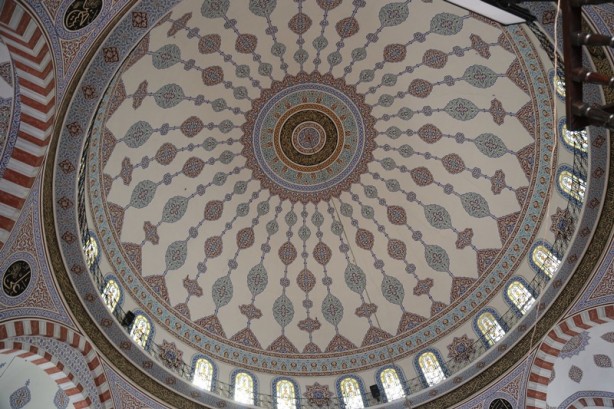 Foto - Hz. İbrahim burada doğdu: Mevlid-İ Halil (Dergâh) Camii