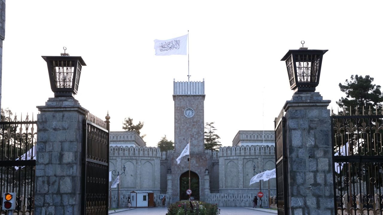 Hz. Muhammed’e hakaret edilmişti… Şeriat ile yönetilen ülkeden dünyaya medeniyet dersi