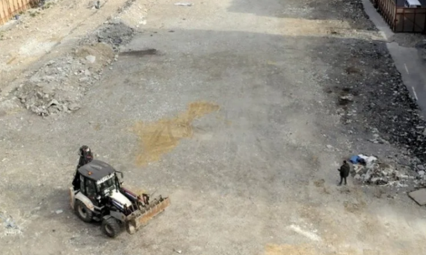 Foto - İBB bu kez Fena Çuvalladı! 13 ay önce yıktı bir çivi çakmadı. Esnaf kan ağlıyor