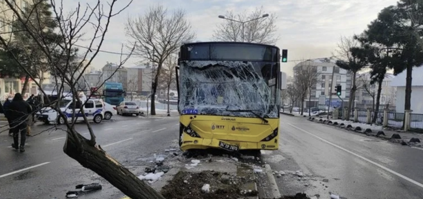 Foto - İBB REZALETİ! Nedir bu İstanbulluların 5 yıllık toplu ulaşım çilesi! 50 günde 185 bin şikayet! AK Parti tarafından başlatılan projeler bile sonlandırıldı!