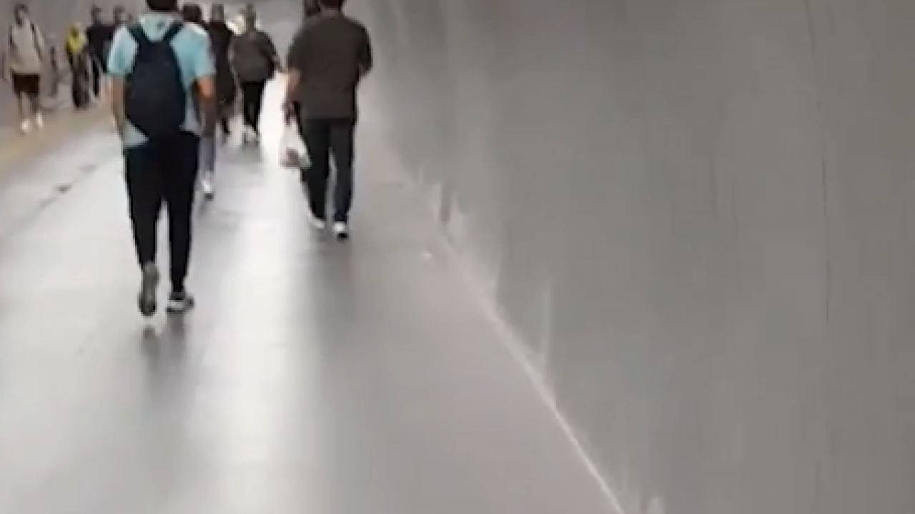 Foto - İBB, vatandaşın sağlığı için yürüyen bantları kaldırdı! Tam anlamıyla rezalet