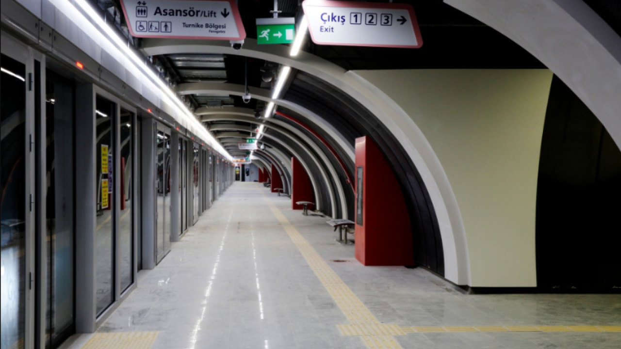 İBB, vatandaşın sağlığı için yürüyen bantları kaldırdı! Tam anlamıyla rezalet