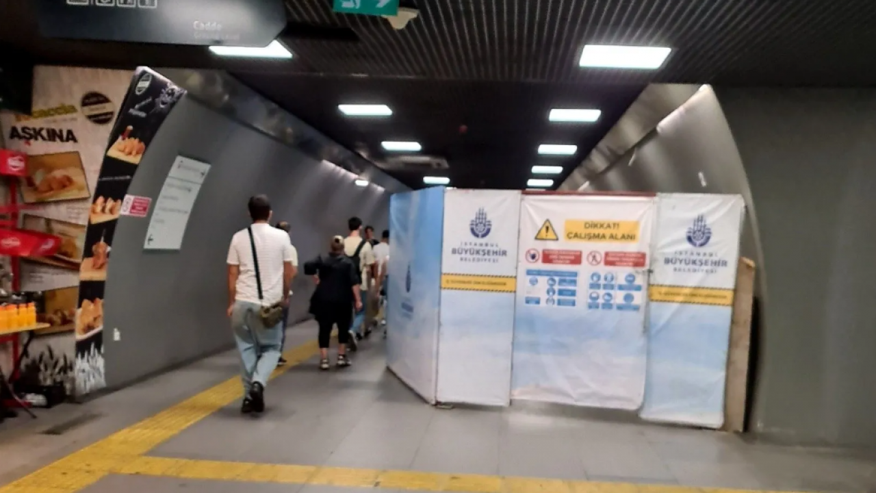 Foto - İBB yürüyen bantları söktü: İstanbullular isyan etti! 