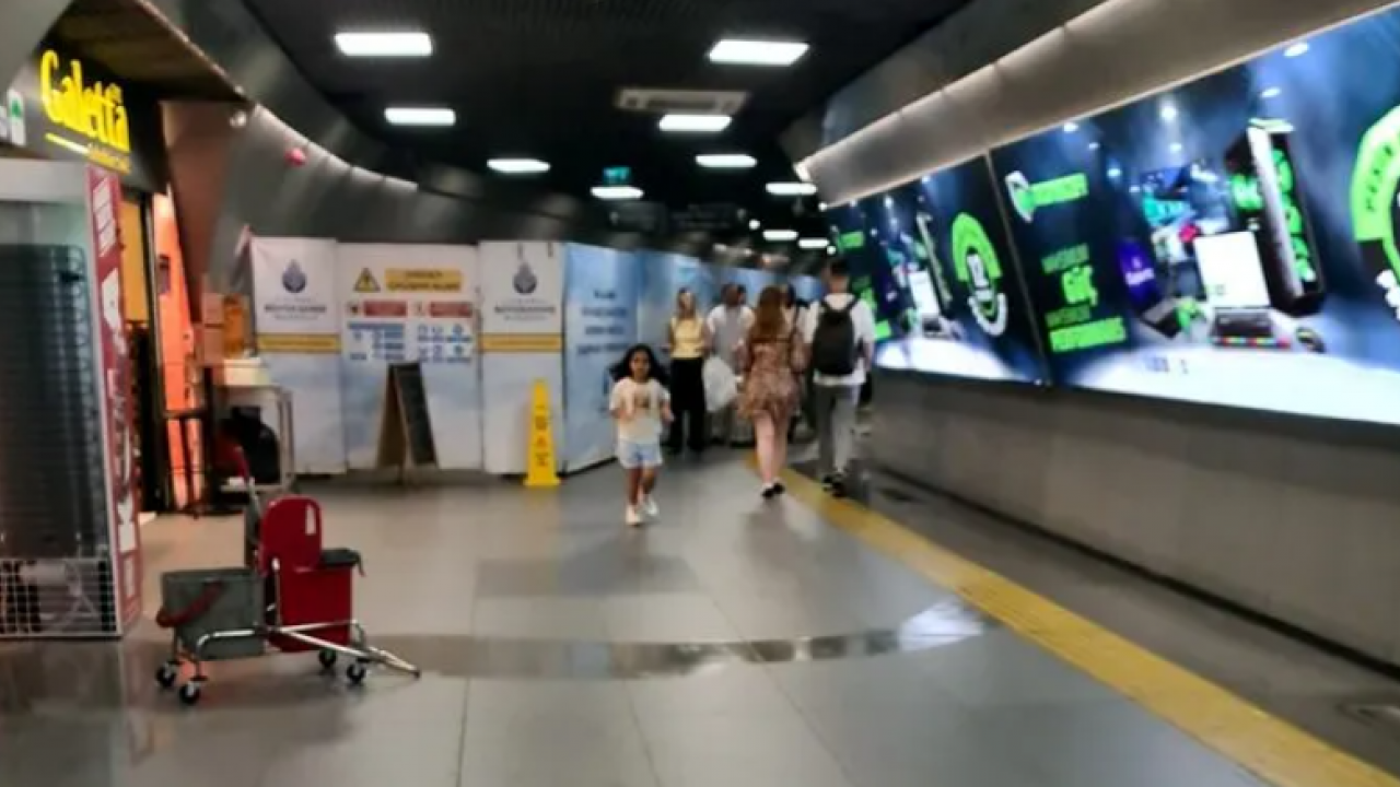 Foto - İBB yürüyen bantları söktü: İstanbullular isyan etti! 