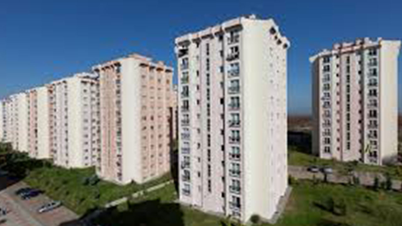 Foto - İBB'den  Gezici yandaşlara kıyak daire avantajı: Üç ağacın yer değiştitmesine kıyameti kopartanlara yarı fiyatına konut