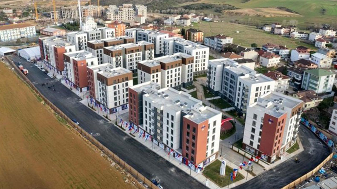 Foto - İBB'den  Gezici yandaşlara kıyak daire avantajı: Üç ağacın yer değiştitmesine kıyameti kopartanlara yarı fiyatına konut