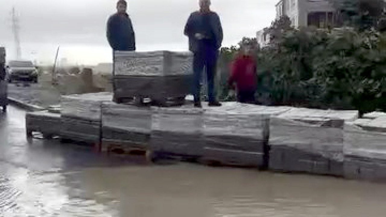 Foto - İBB’nin eseri! Burası Van Gölü değil Avcılar