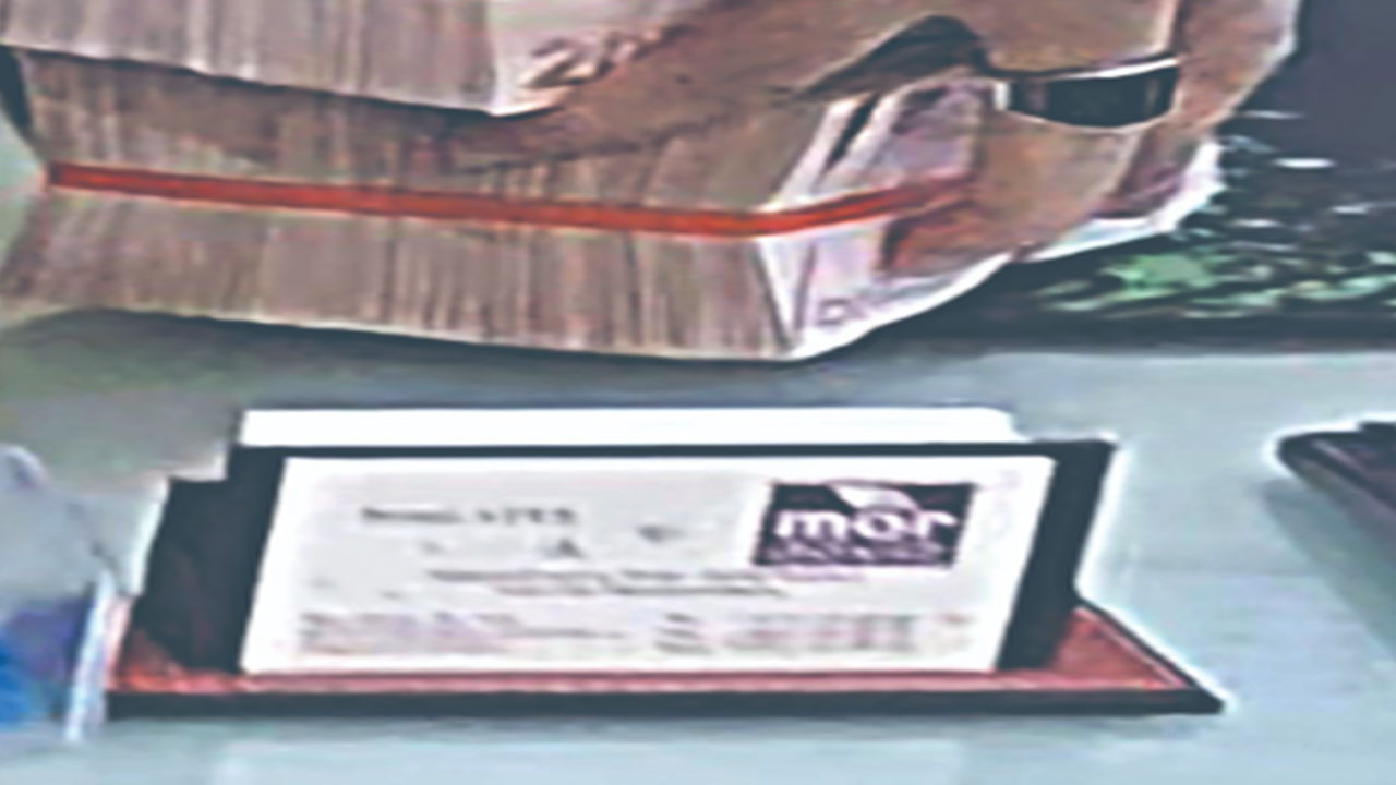 Foto - İBB'nin Florya'daki konutu kara paranın karargahı yapılmış! Rüşvet Ekrem'in ayağına gelmiş