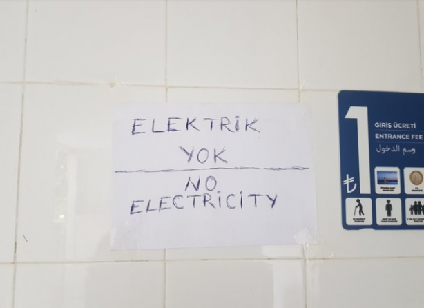 Foto - İBB'nin ilgisizliği yüzünden Yıldız Korusu can çekişiyor! Elektrik yok mermerler kırık