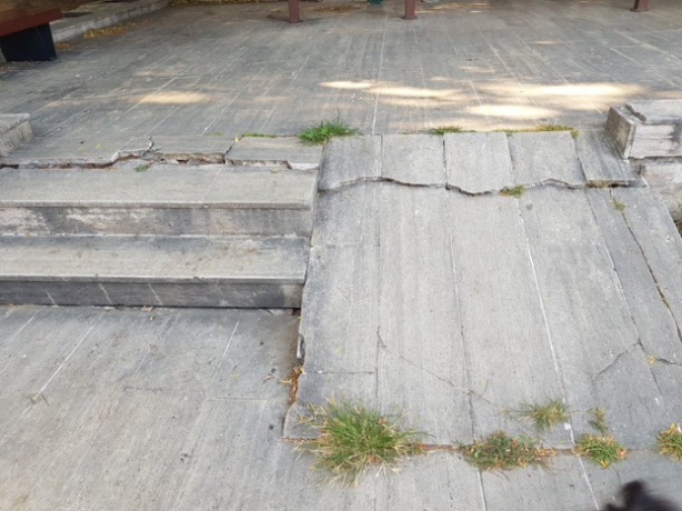 Foto - İBB'nin ilgisizliği yüzünden Yıldız Korusu can çekişiyor! Elektrik yok mermerler kırık