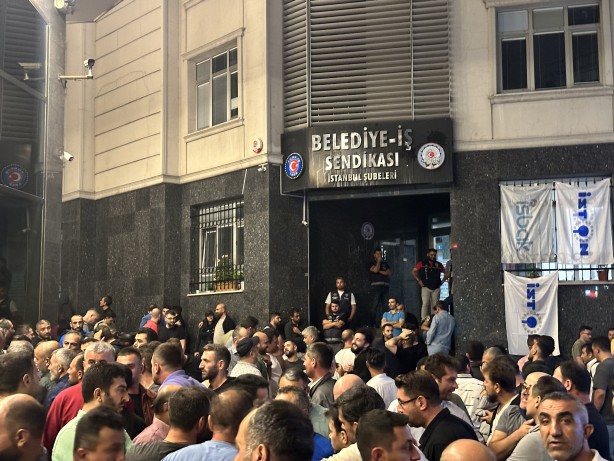 Foto - İBB'nin skandal yöntemi işçileri isyan ettirdi! Herşey çok mu güzel olacaktı? Yazıklar olsun...