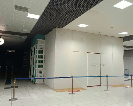 Foto - İBB'nin skandal yöntemi vatandaşı isyan ettirdi! Arızalı merdiveni duvarla ördüler