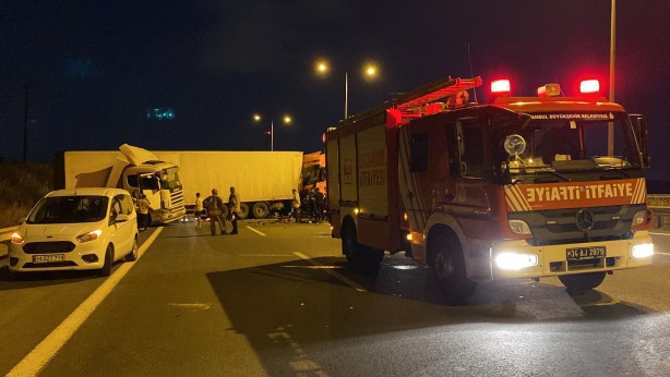 Foto - İBB'ye ait İSTAÇ tırı dehşet saçtı! 2 yaralı