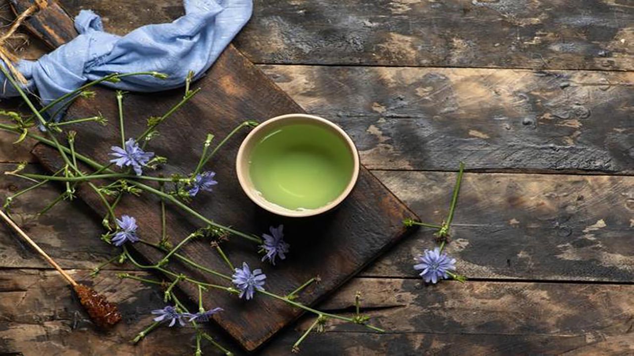 Foto - İbn-i Sina'nın bin yıllık şifası! Kemik erimesini engelliyor, yol kenarında bile yetişiyor