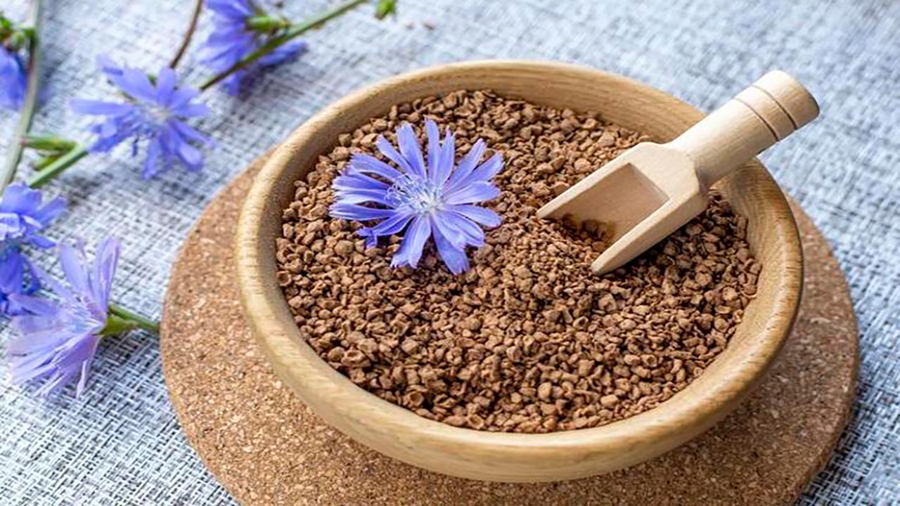 Foto - İbn-i Sina'nın bin yıllık şifası! Kemik erimesini engelliyor, yol kenarında bile yetişiyor