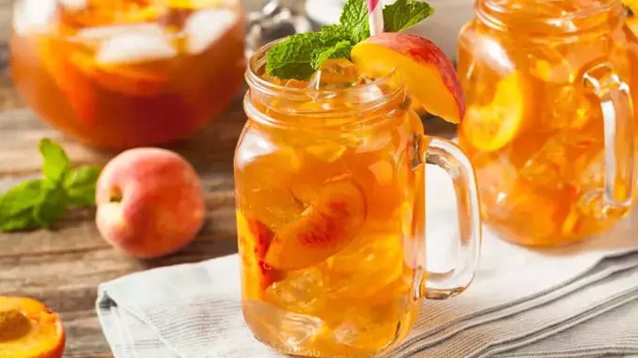 İbn-i Sina'nın kitabından bin yıl önce çıktı: Şeftali suyu şifa dağıtıyor, migren ve kulak ağrısının kökünü kurutuyor! Şifa kaynağı