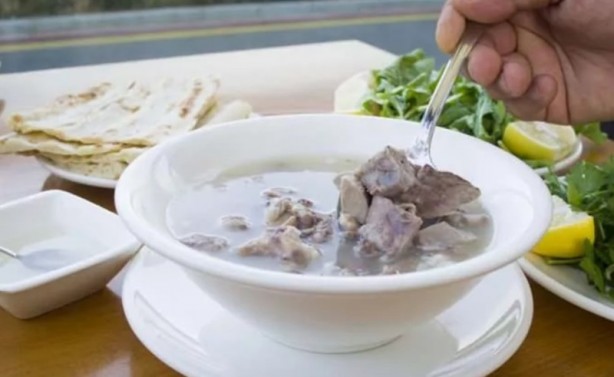 Foto - İbn-i Sina'nın mucize gibi tavsiyeleri! İşte vücudu dipçik gibi yapan besinler 