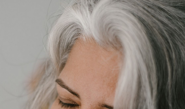 Foto - İbni Sina'nın Tıp Kitabında 500 yıllık formülü! Her yerde var! Tek bir tel bile ak düşmeyecek, önünü kesen tarif