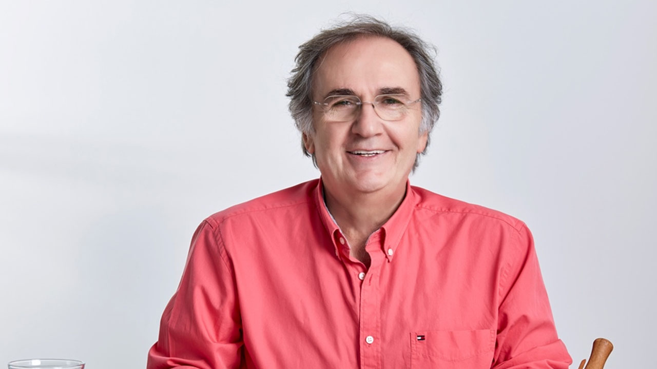 İbrahim Saraçoğlu ısrarla öneriyor: Yüzlerce yıllık doğal öksürük şurubu! 