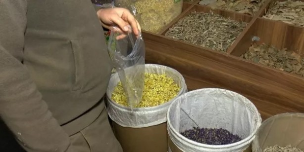 Foto - İbrahim Saraçoğlu'ndan koronavirüse karşı gargara tarifi: Övgü ile açıkladı! Yoğun talep arttı 