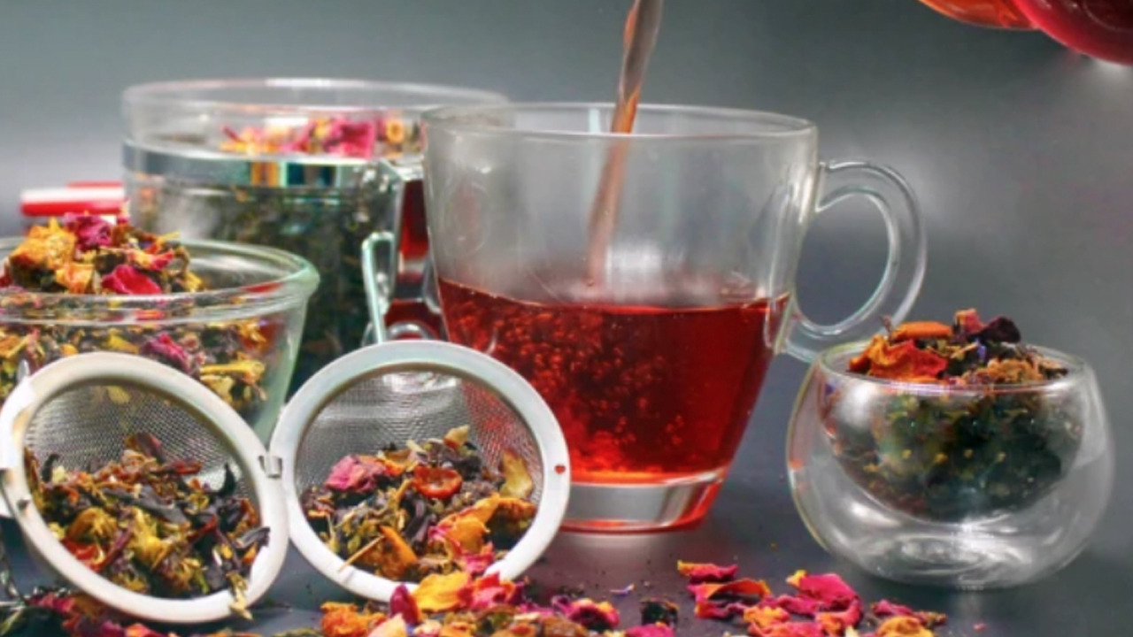  İbrahim Saraçoğlu’ndan yaz ayında çay, diyet bitkisi tüketimi için bir kez daha düşünün diyor! İlgili o açıklama 