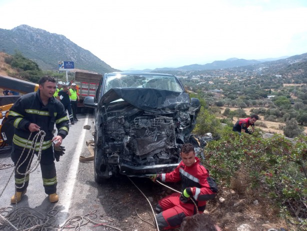 Foto - İbrahim Tatlıses’i yanmaktan bakın kim kurtardı