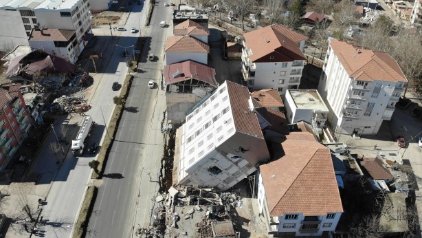 Foto - İbretlik binayı görenler hemen kameraya sarılıyor