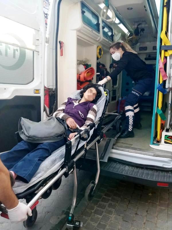 Foto - İbretlik görüntü! 16 yaşında içki şişesiyle yığıldı kaldı