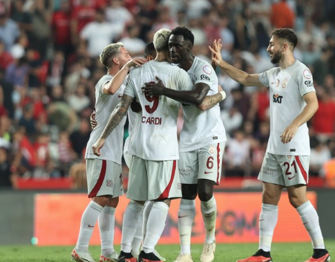 Icardi için sonunda bunu da yazdılar! Avrupa giderek kabulleniyor...