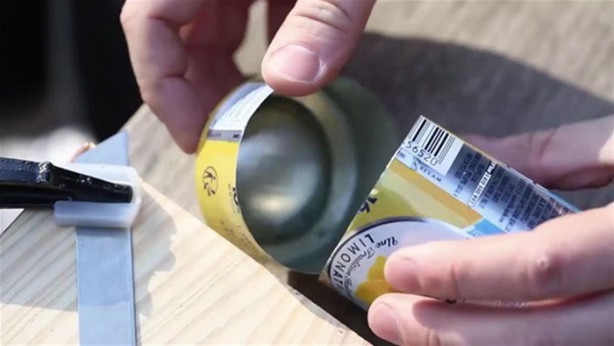 Foto - İçecek kutusundan öyle bir şey yaptı ki!