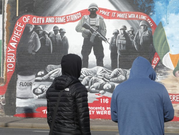 Foto - İçimizdeki müsveddelere ibret olsun! İrlanda’da bir grup sanatçıdan müthiş Filistin hareketi