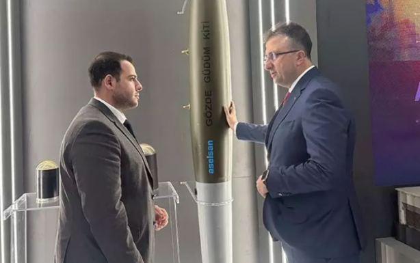 İçimizdeki Yunanlılar hala göremiyorlar Savunmada bir vurucu güç daha... Türk SİHA'larının 'yeni pençesi' Yunan basını böyle gördü