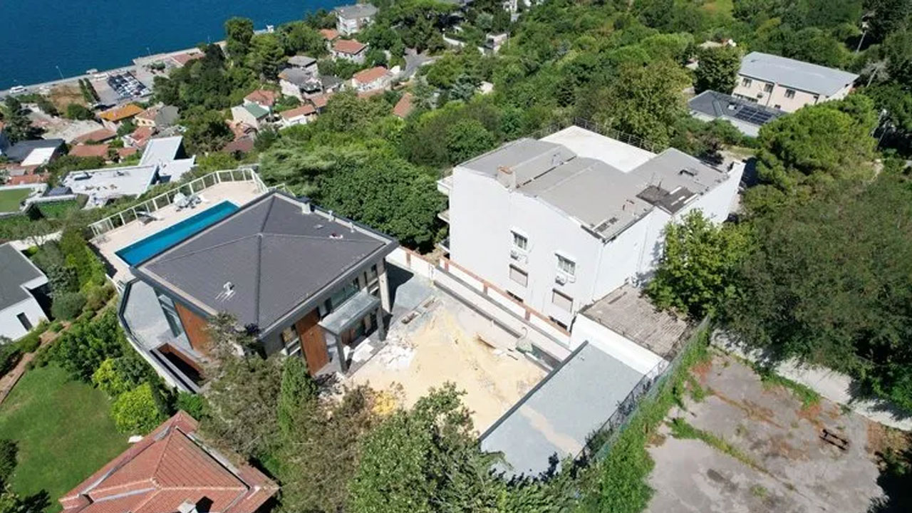 Foto - İçinde Halk TV'nin yöneticisi de var... CHP'li İBB'den Boğaz'da talan!