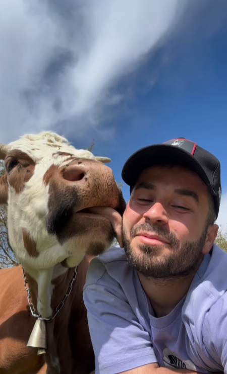 Foto - İçindeki hayvan sevgisi onu ünlü biri yaptı