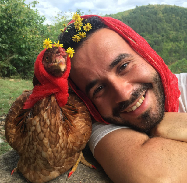 Foto - İçindeki hayvan sevgisi onu ünlü biri yaptı