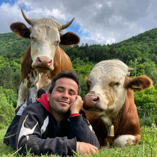 Foto - İçindeki hayvan sevgisi onu ünlü biri yaptı