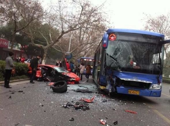 Foto - Bu kazaları görünce içiniz cız edecek