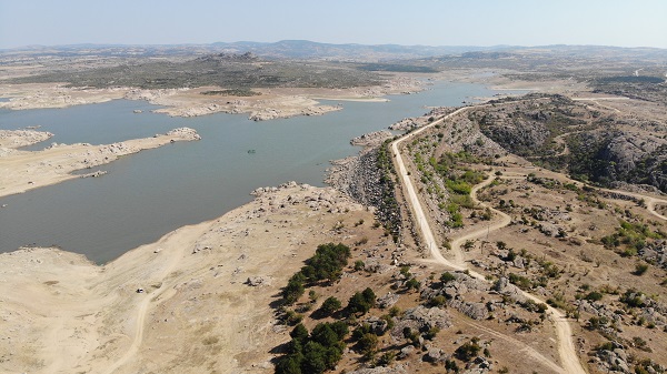 Foto - İçme suyunu sağlayan baraj alarm veriyor! Doluluk oranı yüzde 16’lara düştü