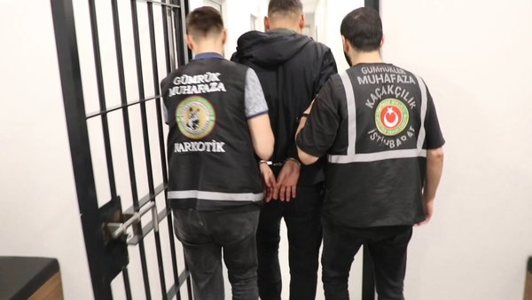 Foto - İdam edin bunları! Yer: İstanbul Havalimanı