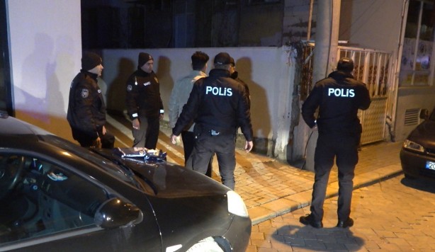 Foto - İdam etmeyince böyle şımarıyorlar! Rezilliğinden utanmadı bakın ne yaptı