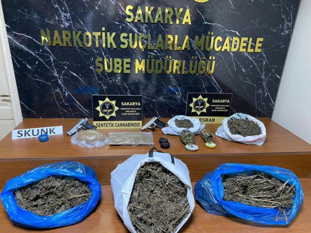 Foto - "İdamlıklara" operasyon: 120 gözaltı