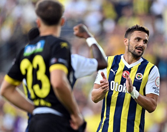 Foto - İdmanda bunu yaptı! Mourinho’dan sürpriz Tadic kararı!