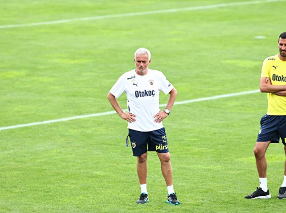 Foto - İdmanda bunu yaptı! Mourinho’dan sürpriz Tadic kararı!